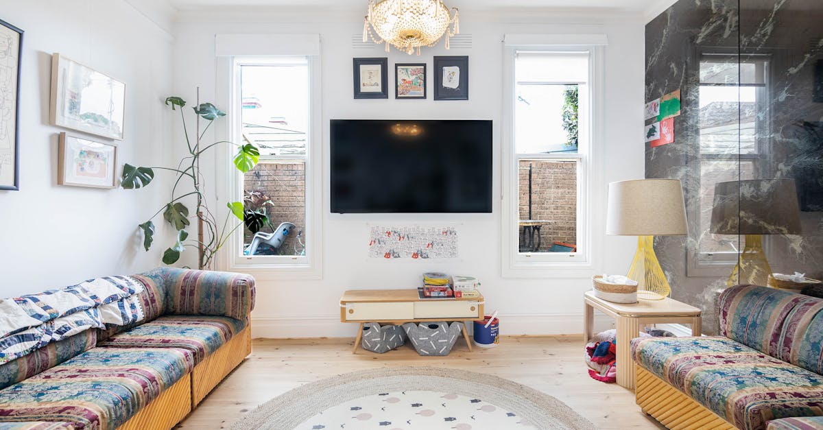 How to Reach Indian Restaurants in Melbourne via Tram