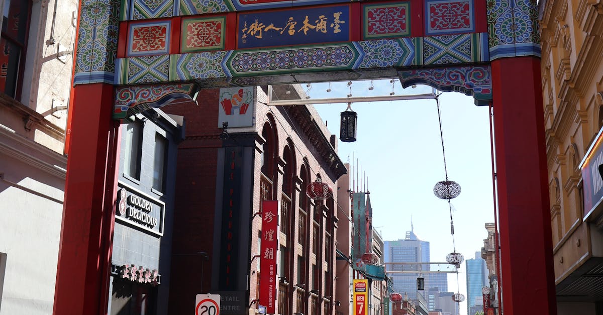 Savouring Melbourne's Most Loved Vegetarian Samosas and Pakoras